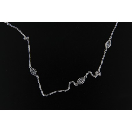 Stříbrný náhrdelník B718