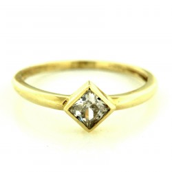 Zlatý prsten R16